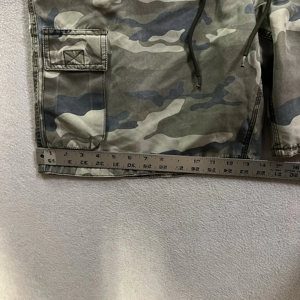 Mossimo Camo Board Shorts Swim Trunks Men's Size 38 Green Cargo Unlined Y2K